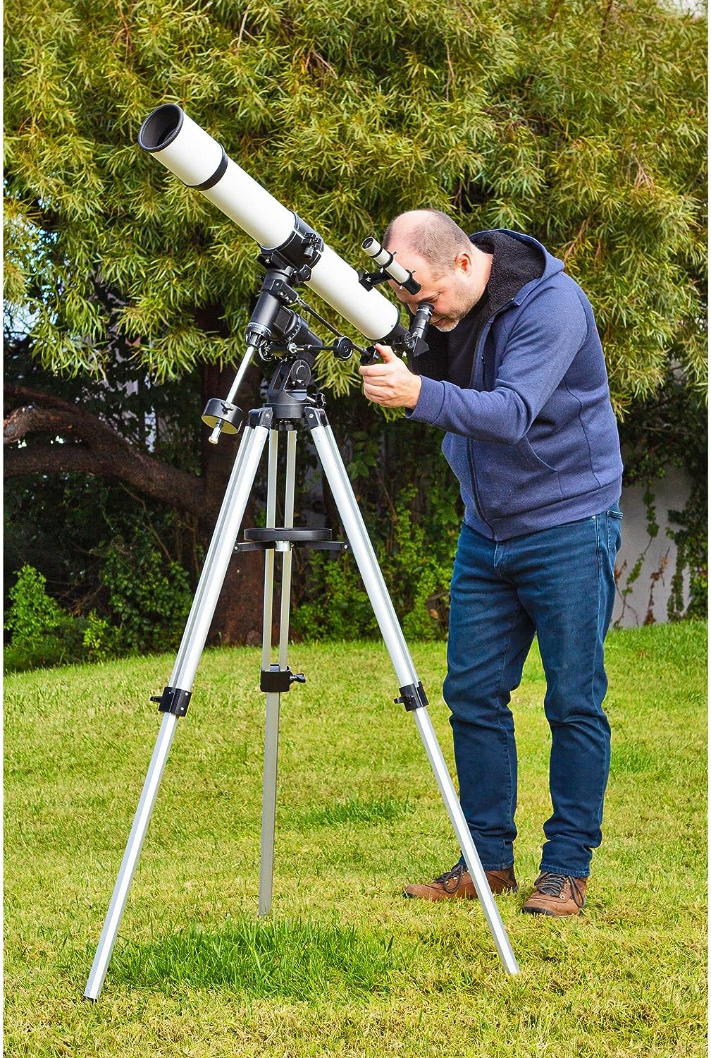 Orion Observer 90mm Equatorial Refractor Telescope Kit